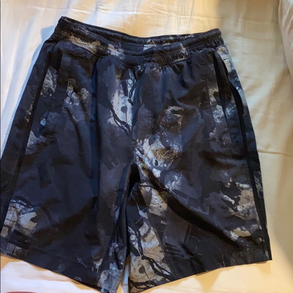 Lululemon Pace Breaker Shorts 7” inseam. Liner
